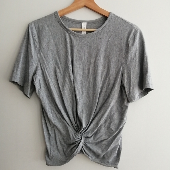 Lululemon Crescent Pima Cotton Twist Front T-shirt Size 6 - Picture 3 of 12